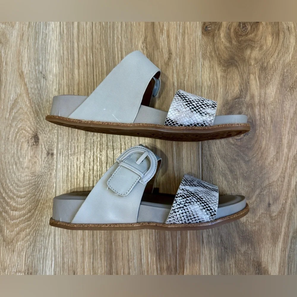 Söfft Dual Strap Slide Sandals Snake Print Leather Size 7.5 LNC